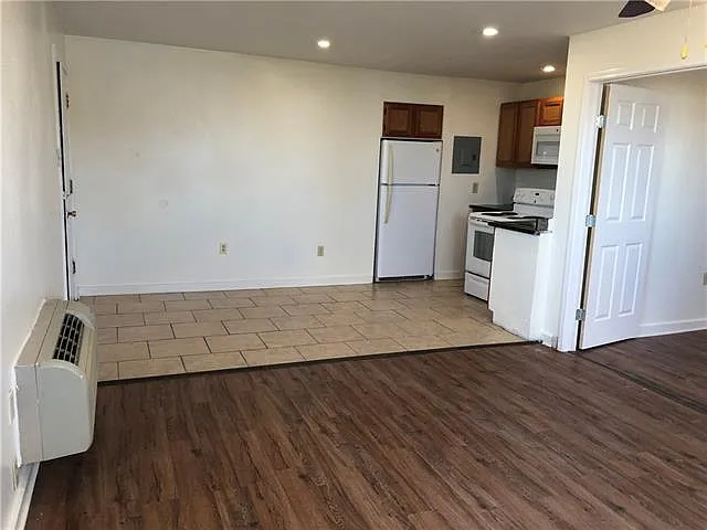 4543 Urquhart St #C — Photo 4