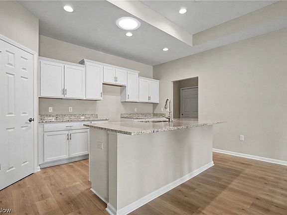 5th image of 9264 Sharrott Rd #1002