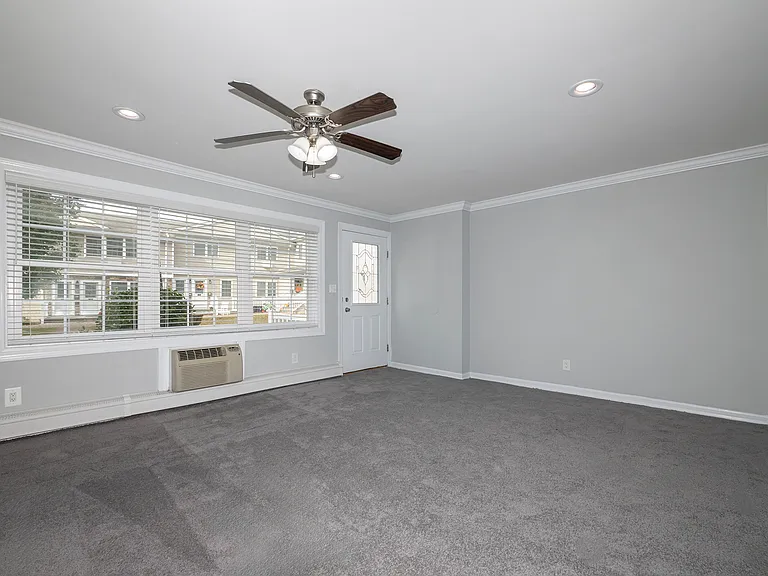 Fairfield Village At Commack — Photo 32