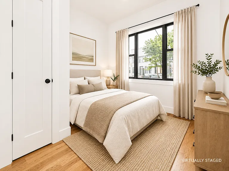 664 Onderdonk Ave #1R — Photo 4