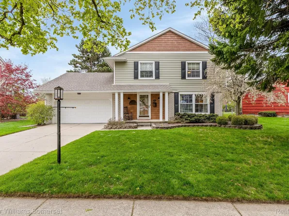 35180 Scone St, Livonia, MI 48154