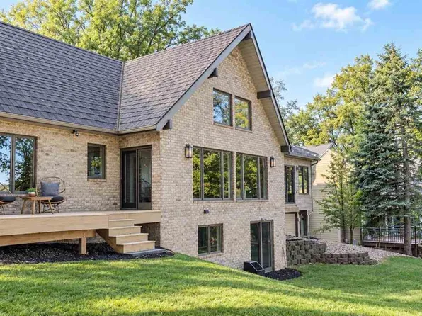 4210 Fairview Ln, Madison Lake, MN 56063