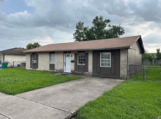 912 N Clark Ln, Westwego, LA 70094