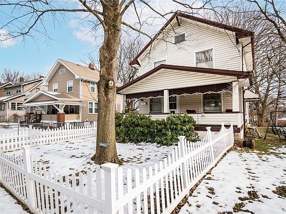 3rd image of 3543 La Salle Ave