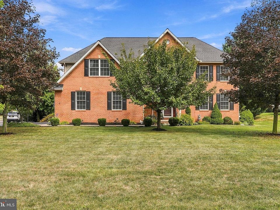 1st image of 358 Moss Spring Ave