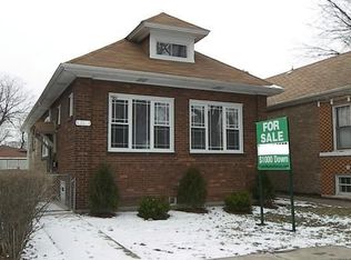 9038 S Kingston Ave, Chicago, IL