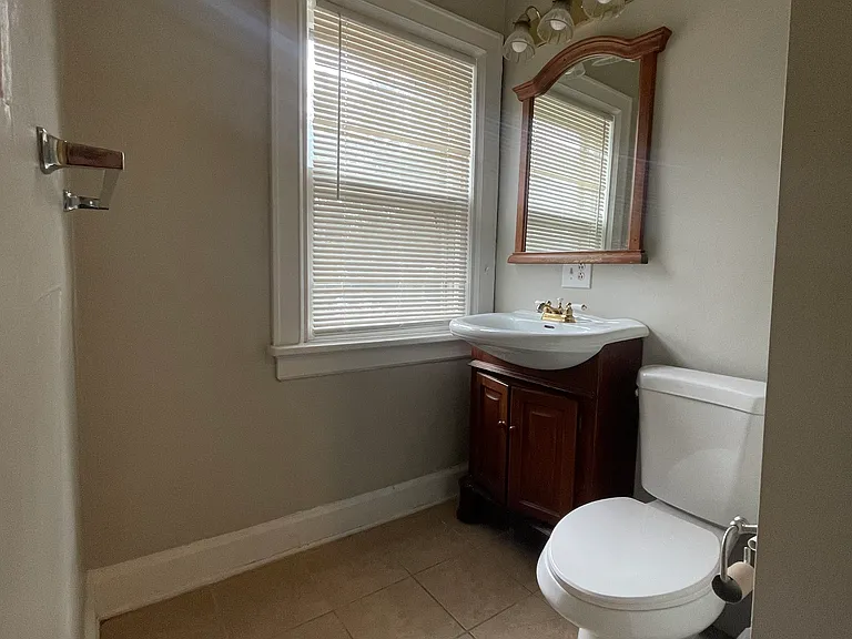13 Buckingham St #5 — Photo 10
