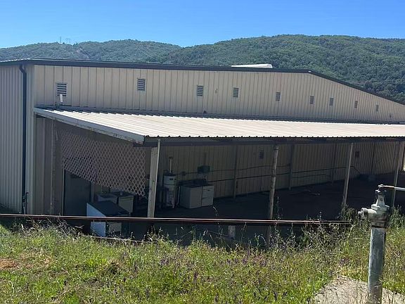 3rd image of 13160 Uvas Rd