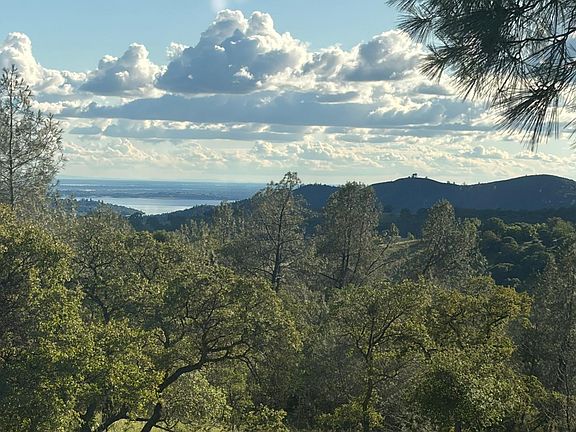 3rd image of 1240 Hidden Ridge Trl