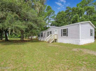 1080 Poppell Farms Dr SE, Darien, GA 31305