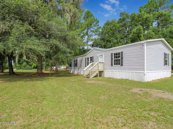 1080 Poppell Farms Dr SE, Darien, GA 31305
