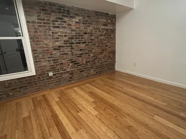 164 University Ave, Newark, NJ