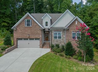 1104 Acacia St, Matthews, NC 28105