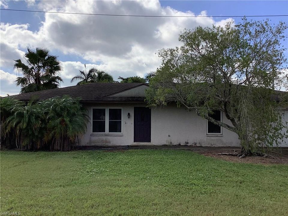 1st image of 106 SE 6th St