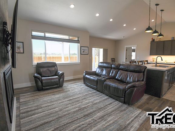5th image of 97 Buck Creek Way