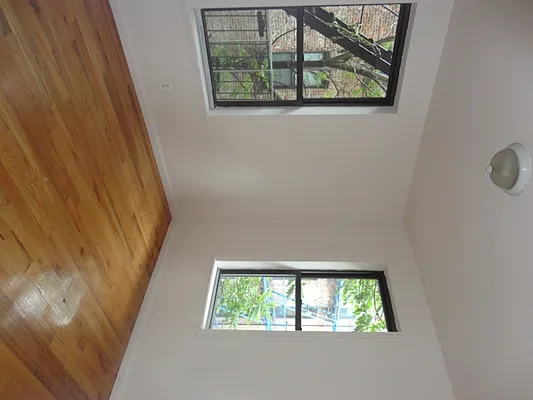 Rented by New York Residence | media 47