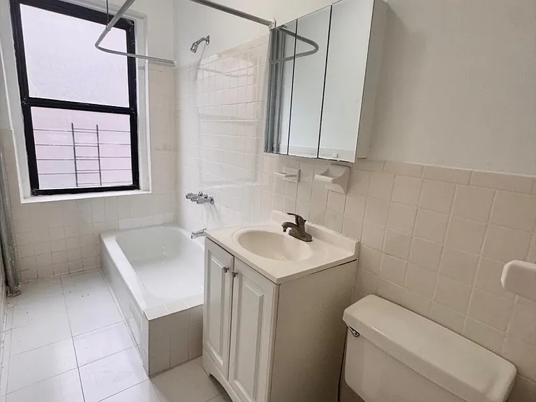 3470 Cannon Pl #J43 — Photo 3
