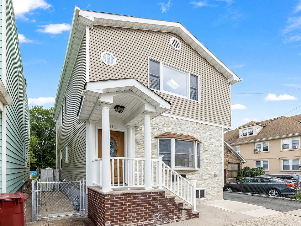1st image of 14 Essex St