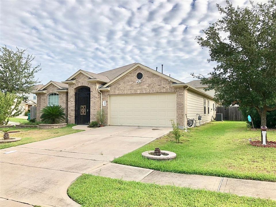 1st image of 5866 Le Carpe Plantation Ct