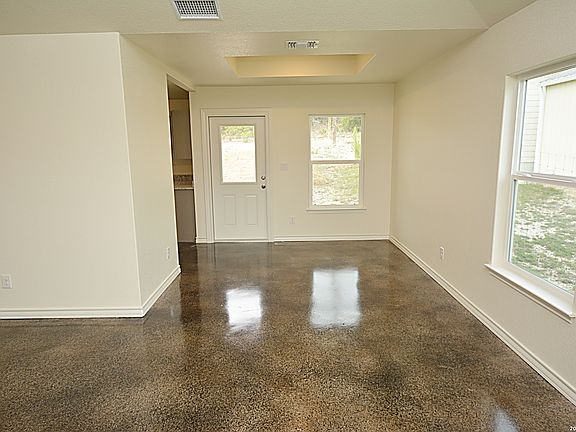 5th image of 1559 Golf Course Dr.