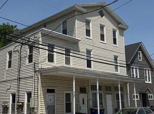 16 S Front St APT E, York Haven, PA 17370