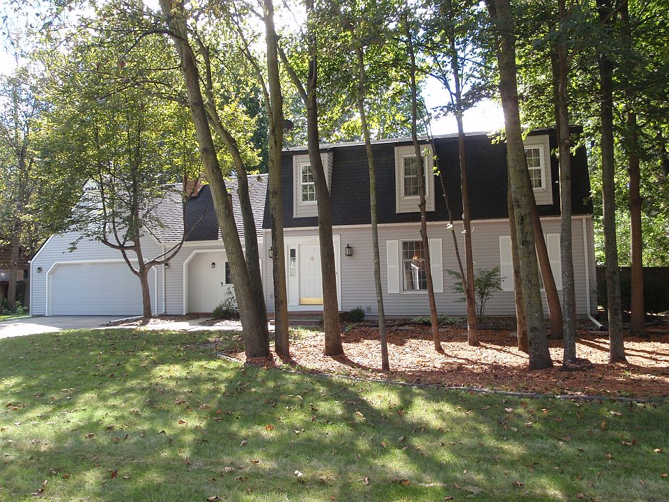 1st image of 4653 Hamlet Dr N