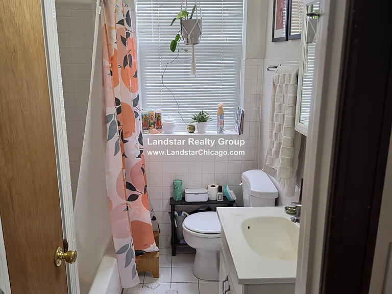 2247 W Medill Ave #1F — Photo 13