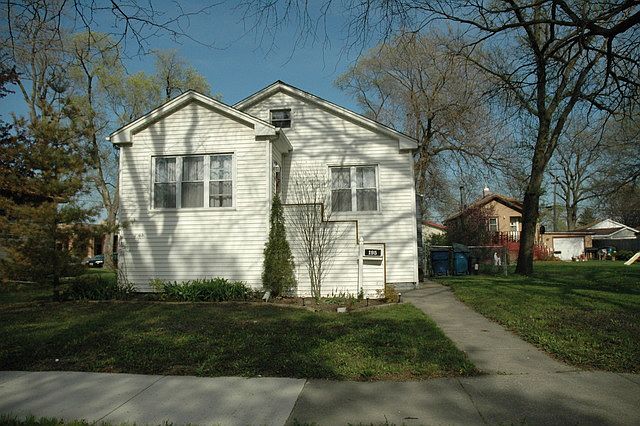 1st image of 195 Grace St