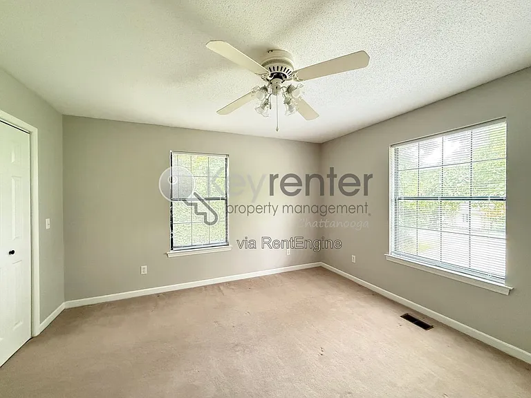 6407 Harbor Master Dr — Photo 20