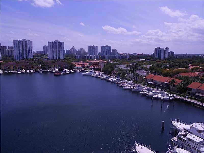 1st image of 3610 Yacht Club Dr APT 1209