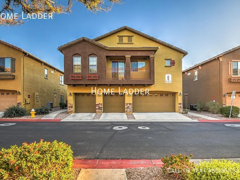 2250 E Deer Valley Rd #26 — Photo 1