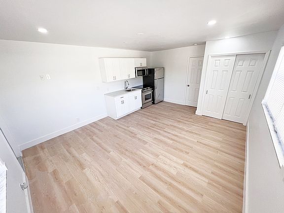 5th image of 5605 N Ocean Dr #4
