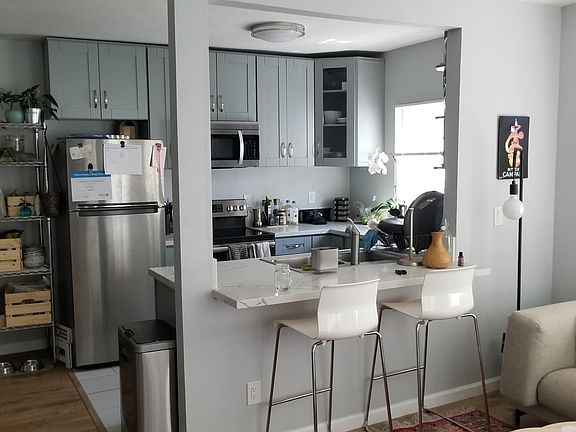 3rd image of 4668 Wilson Ave APT 4