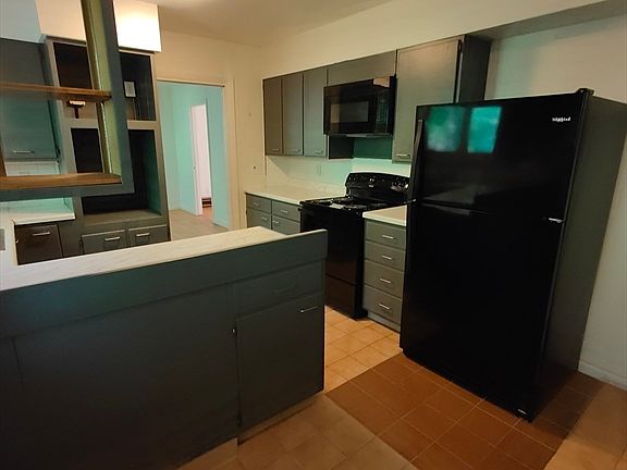 5th image of 35 Weatherwood Rd