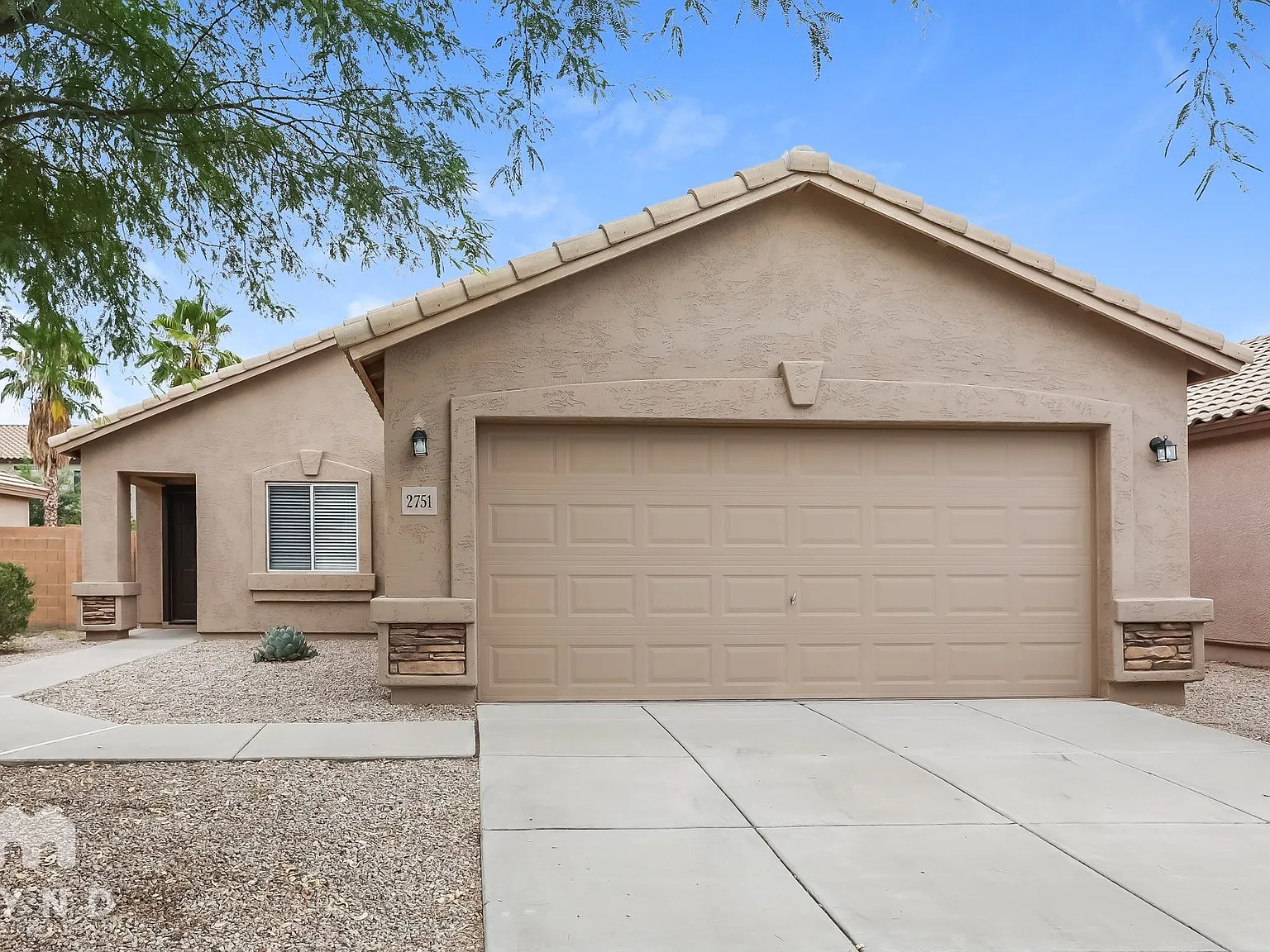 3 bed, 2.0 bath, 1261 sqft, $1,815 — Photo 1