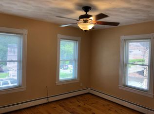 266 University Ave, Lowell, MA 01854