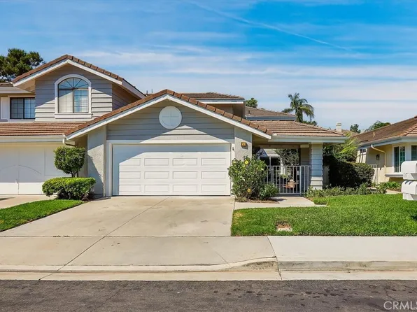 48 Cedarlake #37, Irvine, CA 92614