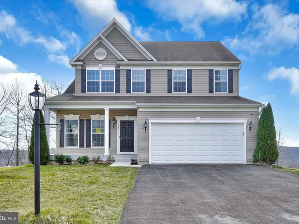 625 Misty Hill Dr, Delta, PA 17314