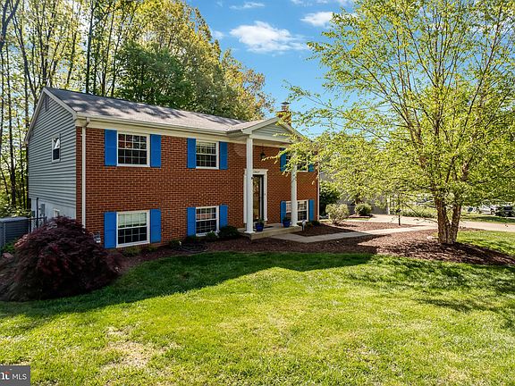 2nd image of 13447 Pinwheel Ct