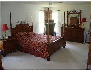 5th image of 906 Arberdeen Dr