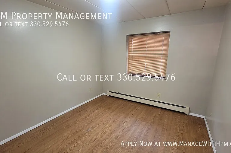 409 Sherman St #1 — Photo 8