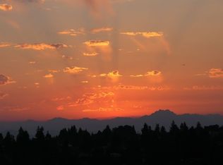 9044 22nd Ave SW, Seattle, WA 98106