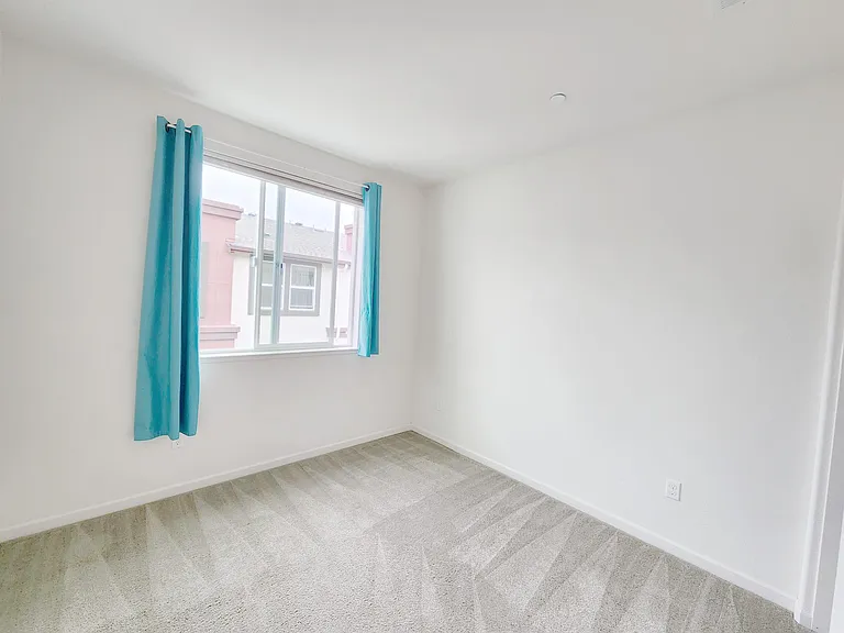 1025 Gabbiano Ln #1 — Photo 12