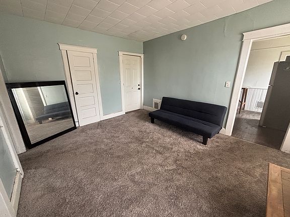 3rd image of 43 Margaret St #2R