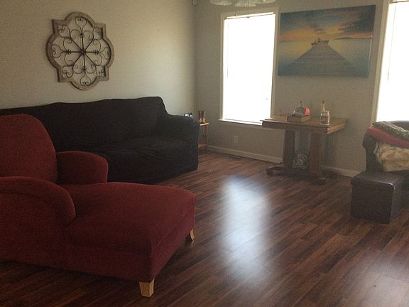 2nd image of 2148 Buckingham Sq