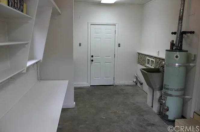 1609 Sheridan Ave — Photo 2