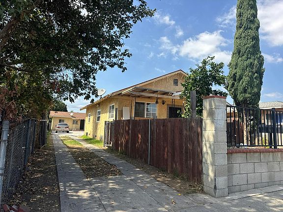 3rd image of 951 1/2 S Kern Ave