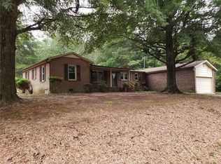 490 Radio Rd, Taylorsville, NC 28681