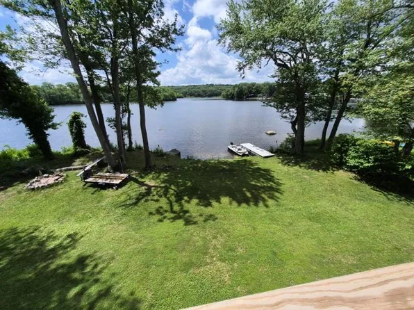 2484 Hartford Ave, Johnston, RI 02919