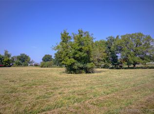 2 S 4120th Rd, Catoosa, OK 74015